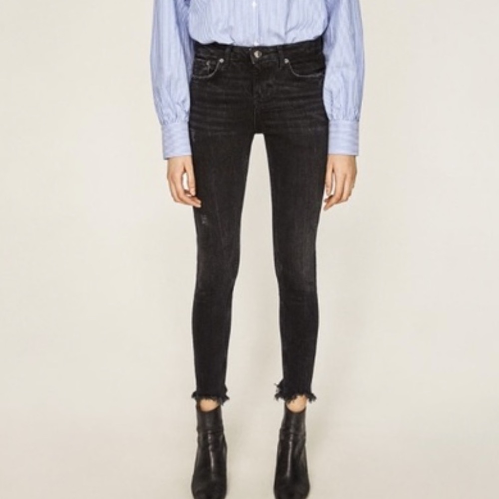 Zara 1975 Black Fray Hem Distressed Jeans